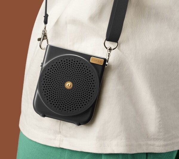 Parlante amplificador Edifier MF3 portátil blanco